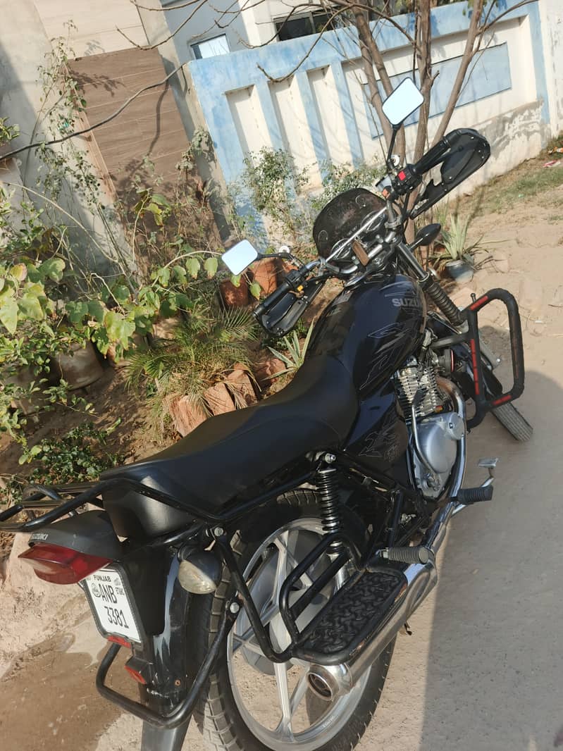 Suzuki GS 150 SE 2022 0