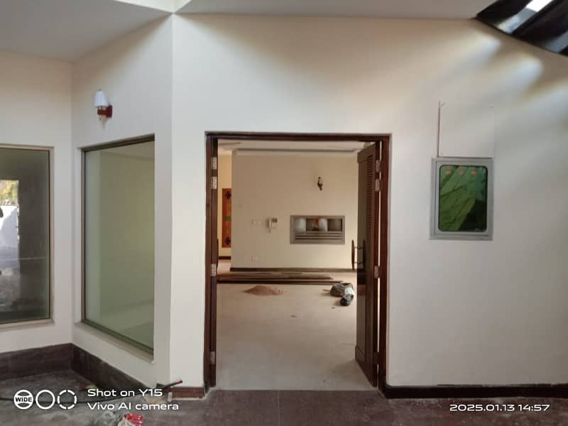 01 Kanal Modern Design House For Rent In DHA Phase 1 Block-L Lahore. 10