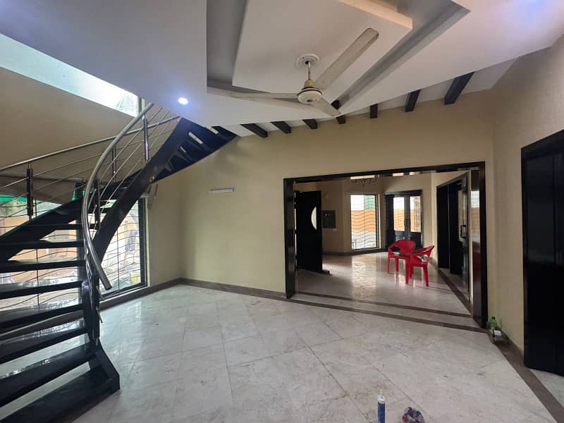 01 Kanal Modern Design House For Rent In DHA Phase 2 Block-R Lahore. 0