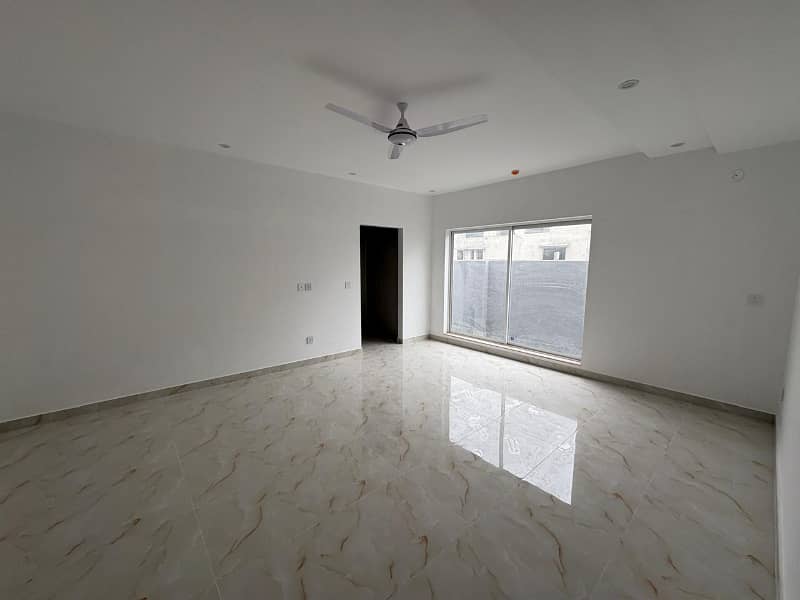 01 Kanal Modern Design House For Rent In DHA Phase 3 Block-Z Lahore. 3