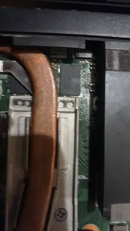 hp 8560p ( board memory chip issue ) 4