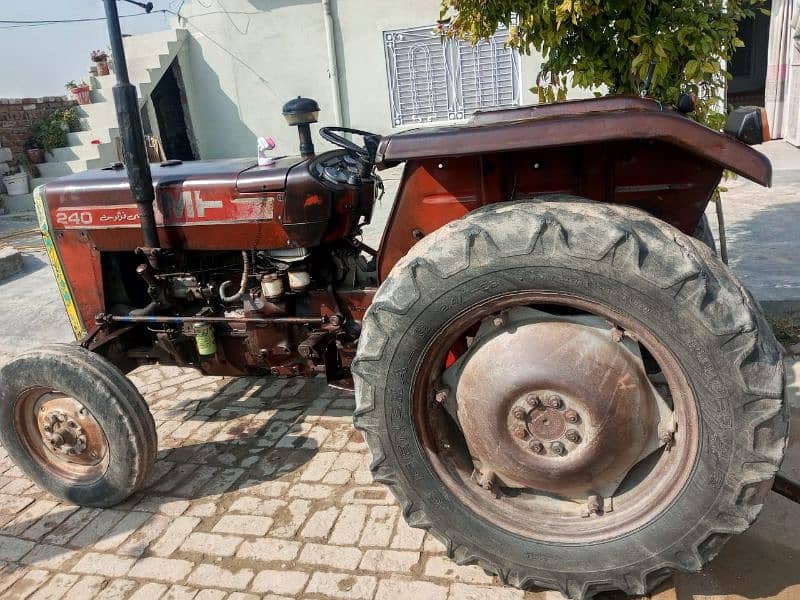 Massey 240 9