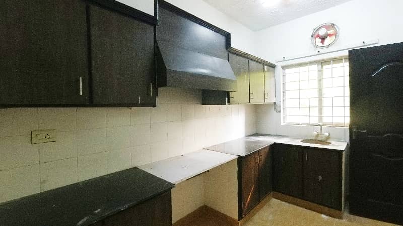 05 MARLA Beautiful Flat Available For Rent IN Askari 11 Sector C 2