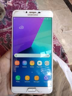 Samsung C9 Pro