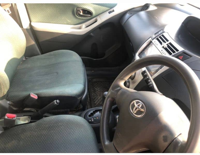 Toyota Vitz 2007 7