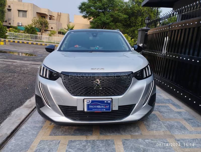 Peugeot 2008 Allure 2022 13