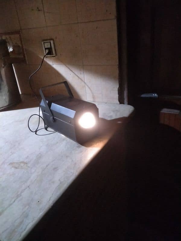 disco light used for sel in good condition 9