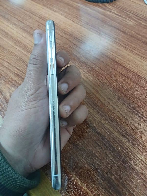 Iphone X For Sale In Excellent Condition 1