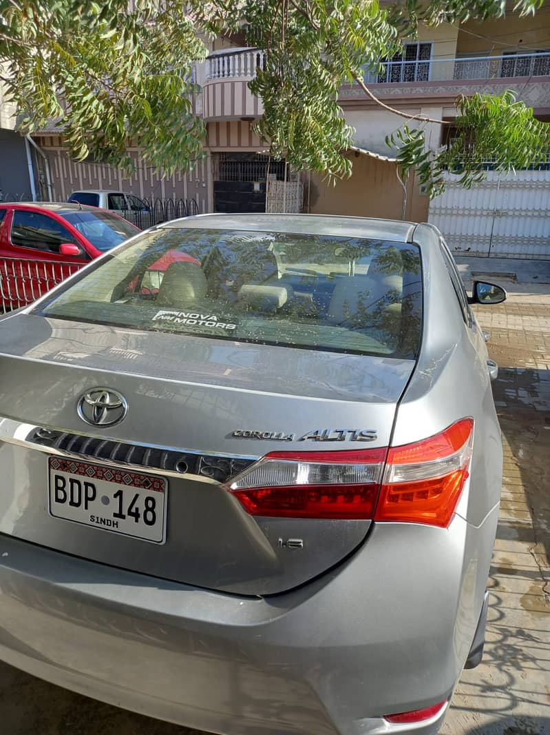 Toyota Corolla Altis 2015 13