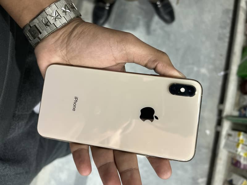 IPHONE XS MAX 64gb 0