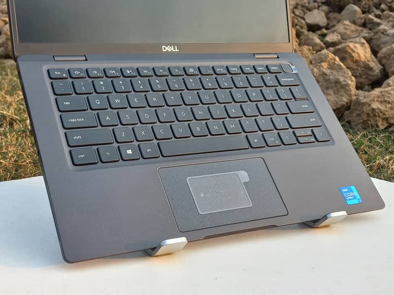 dell latitude 7320 | Core i7 11th gen | 10 by 10 Condition 11