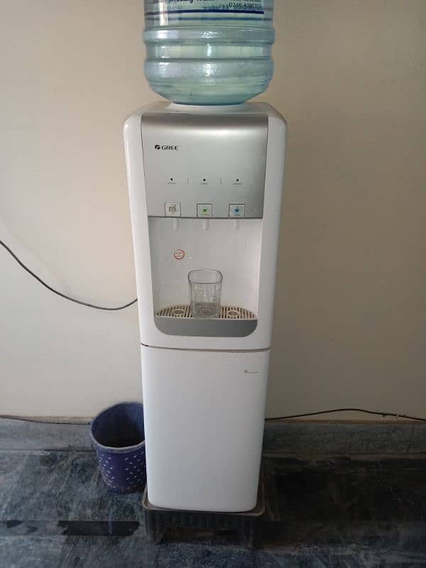 Gree water dispenser 1