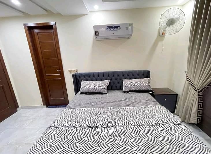 Bahria Town - Sector C 300 Square Feet Flat Up For rent 6