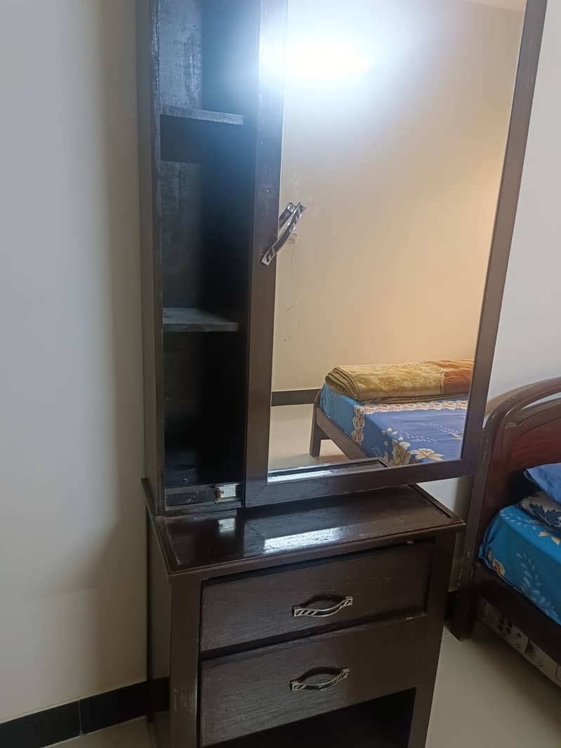 Dressing table for sale 2