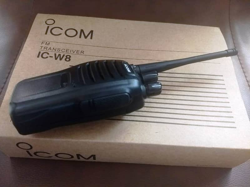 iCom Walkie talkie UHF Business two way radio Japan IC-W8 New Wireless 1