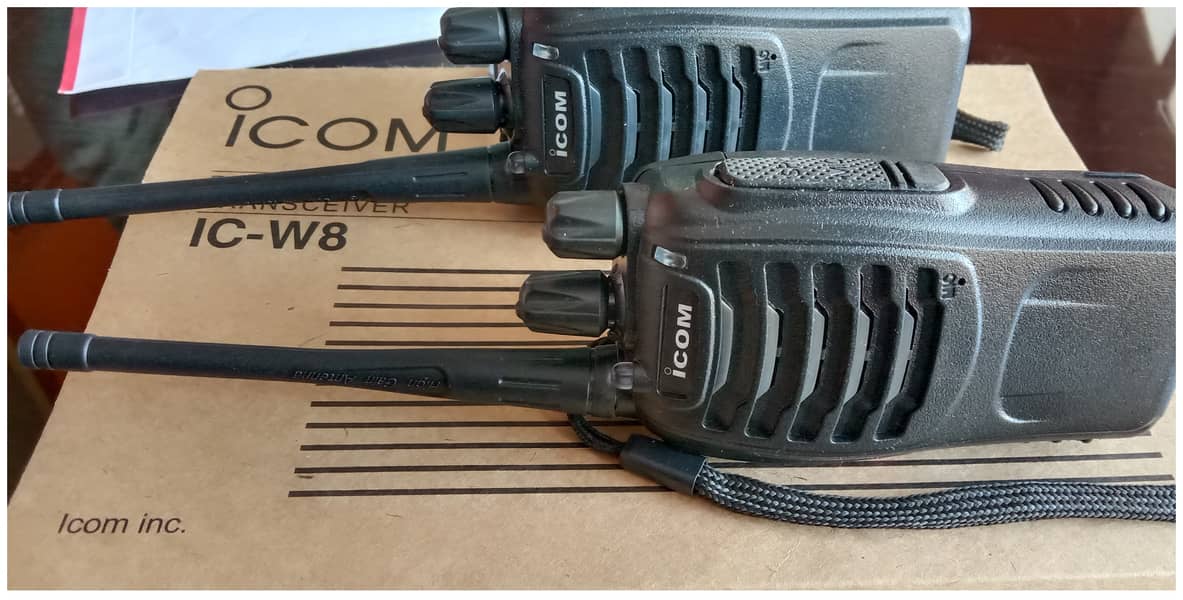 iCom Walkie talkie UHF Business two way radio Japan IC-W8 New Wireless 4