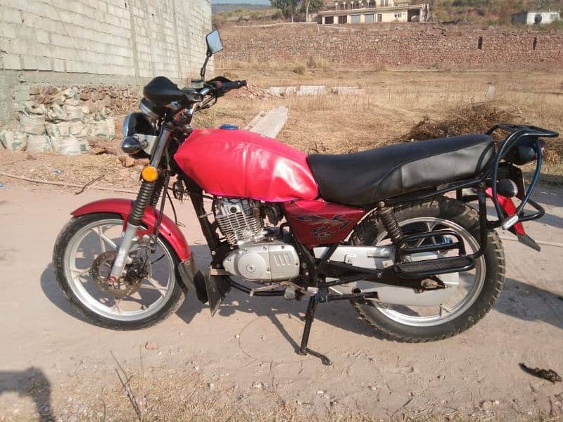 SUZUKI GS-150 3