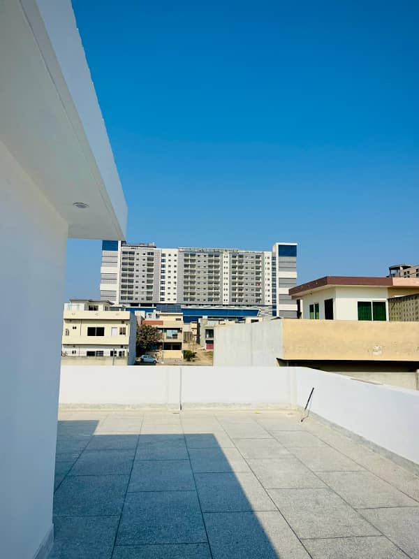 8 MARLA BRAND NEW HOUSE FOR SALE in FAISAL TOWN BLOCK A 2