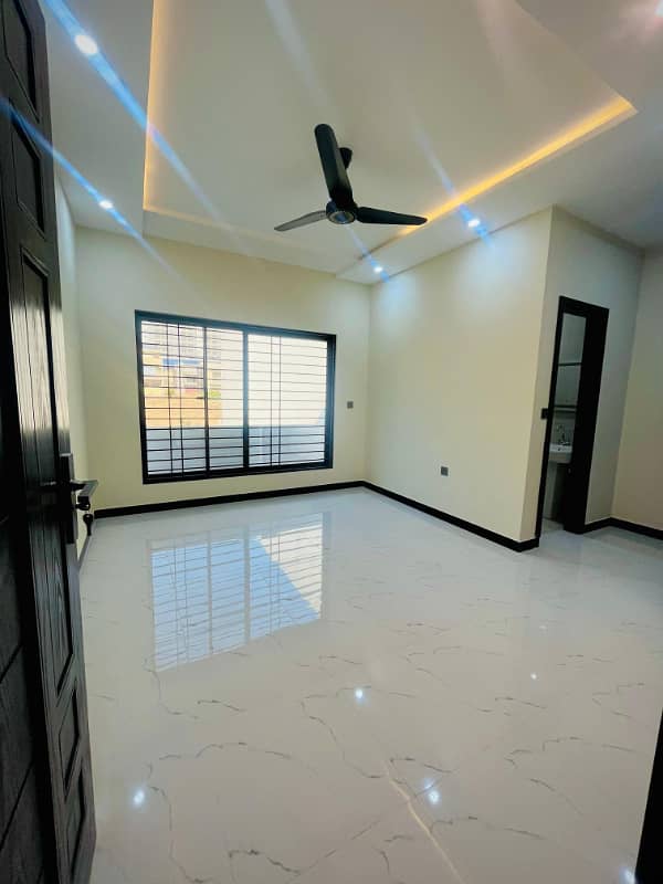 8 MARLA BRAND NEW HOUSE FOR SALE in FAISAL TOWN BLOCK A 11