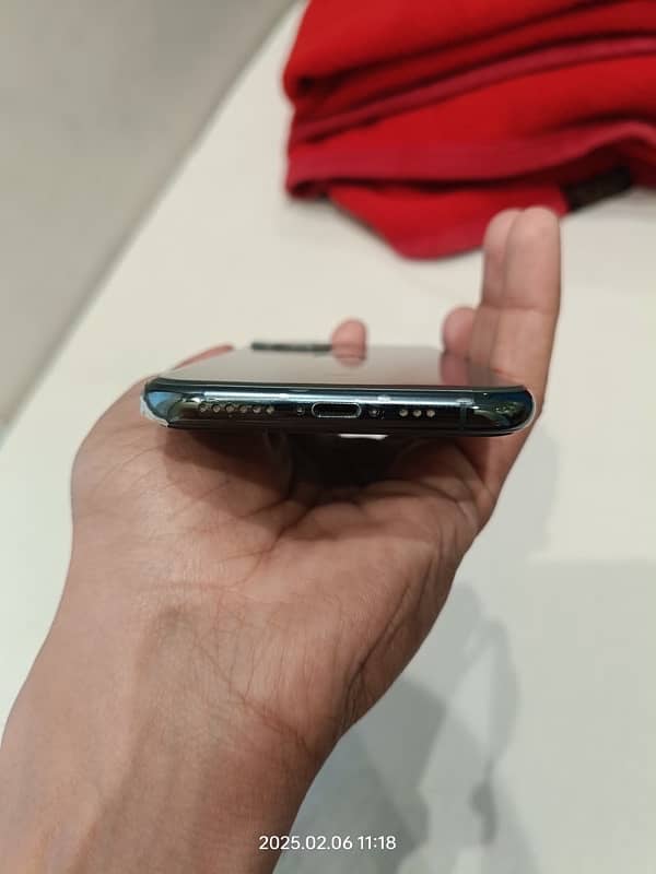 iPhone 11 Pro non pta 64gb exchange possiable with pixel 7 pro 3