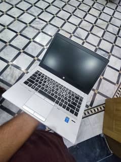 LEPTOP HP i7 8GB 500GB 4th gen