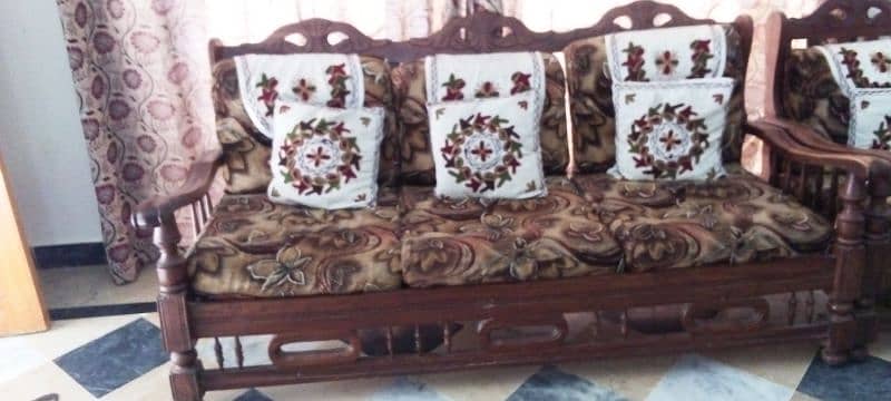 5 Seater Sofa Set 0