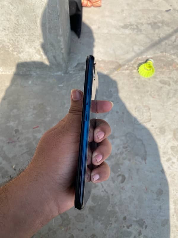 Vivo Y11 (Total Original Mobile ) With Box & org Charger 3