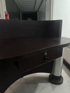 office counter table and chair