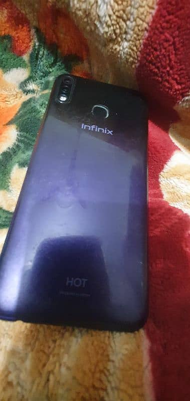 infinix hot 8 urgent sale 0