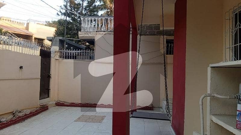 Double Storey 275 Square Yards House Available In Gulshan-E-Iqbal - Block 13-D2 For Sale 36