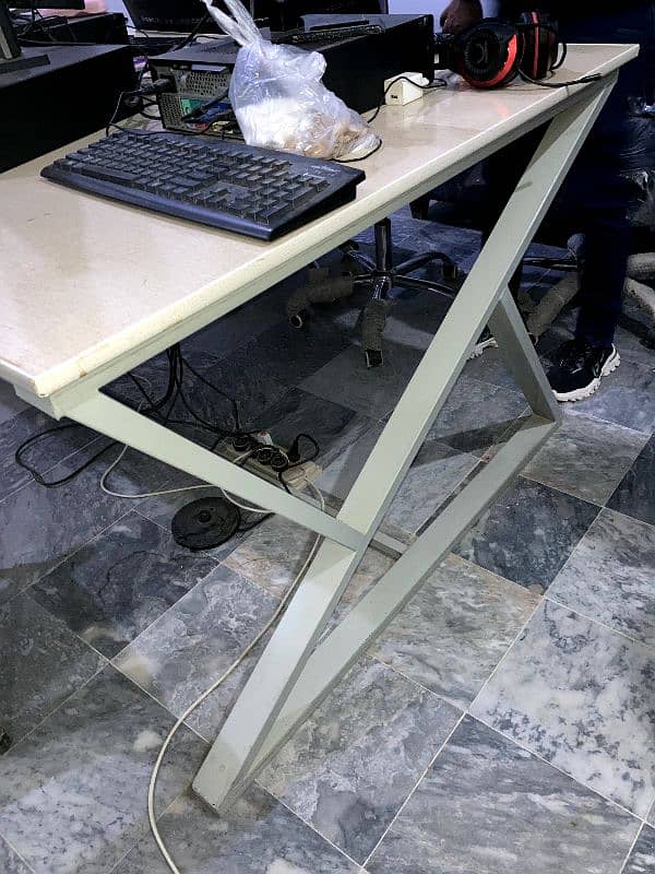 Office table for sell 1