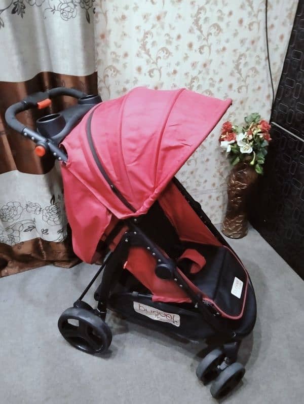 Dubai brand stroller 1