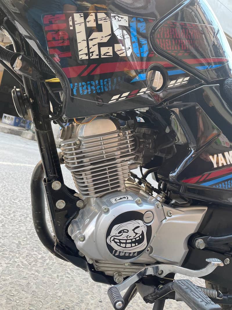 Yamaha YBR 125G 2024 7