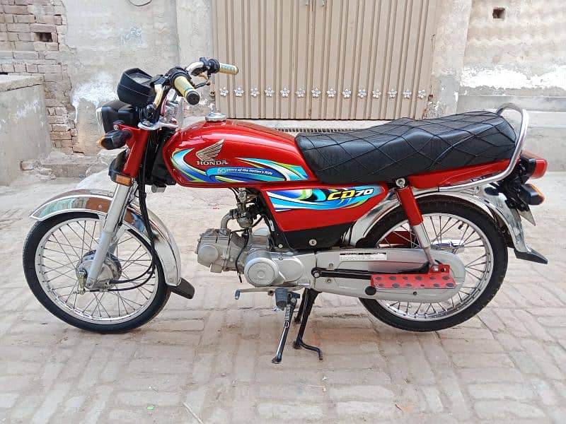 Honda bike CD 70 2024 model for sale 0316 2486186 0301 1952338 1