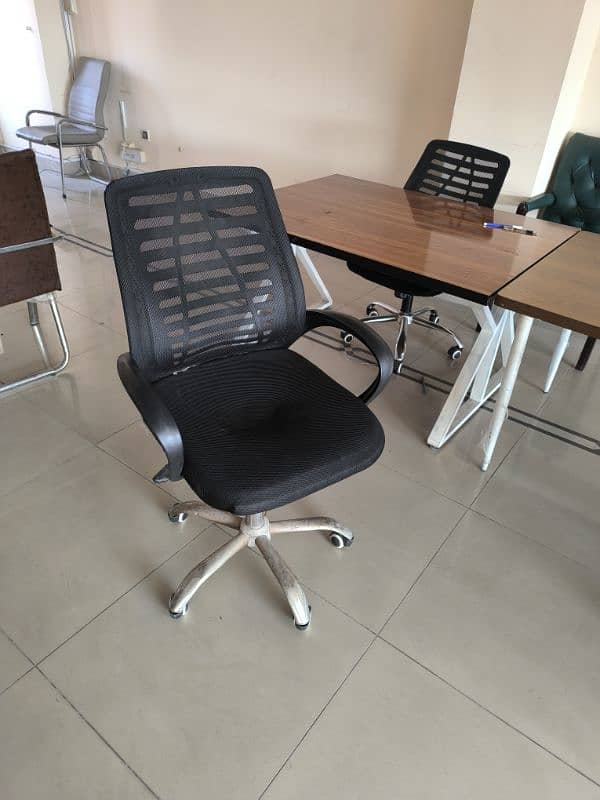 Office Chairs are in almost new condition 0