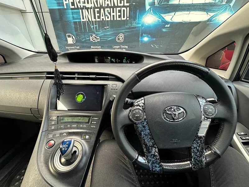 Toyota Prius 2011 8