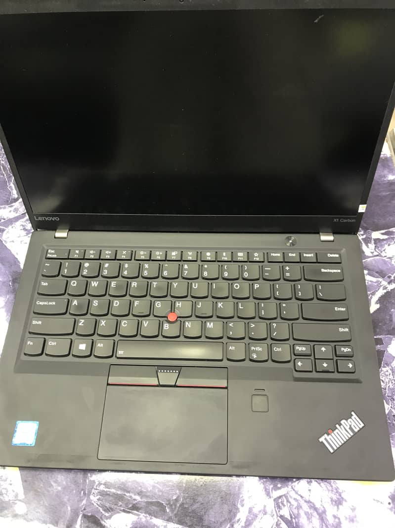 Hello Lenovo Think Pad X1 Carban 1