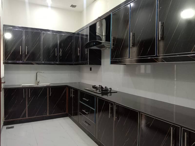 Brand New 5 Marla Double Unit For Rent 2nd &Amp; 3rd Floor, Johar Town 12