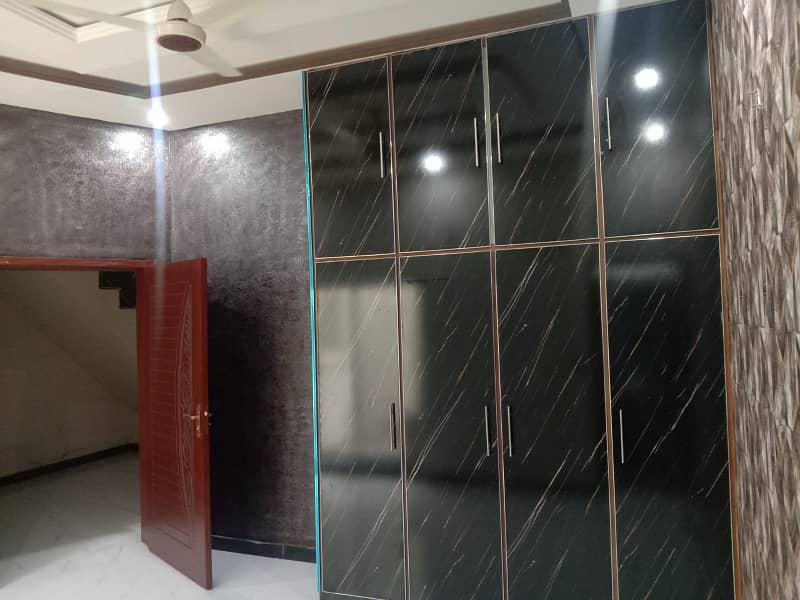 Brand New 5 Marla Double Unit For Rent 2nd &Amp; 3rd Floor, Johar Town 16