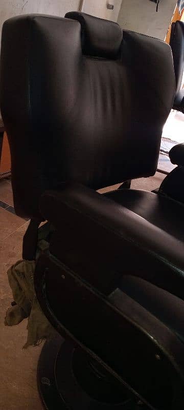 salon chair 2