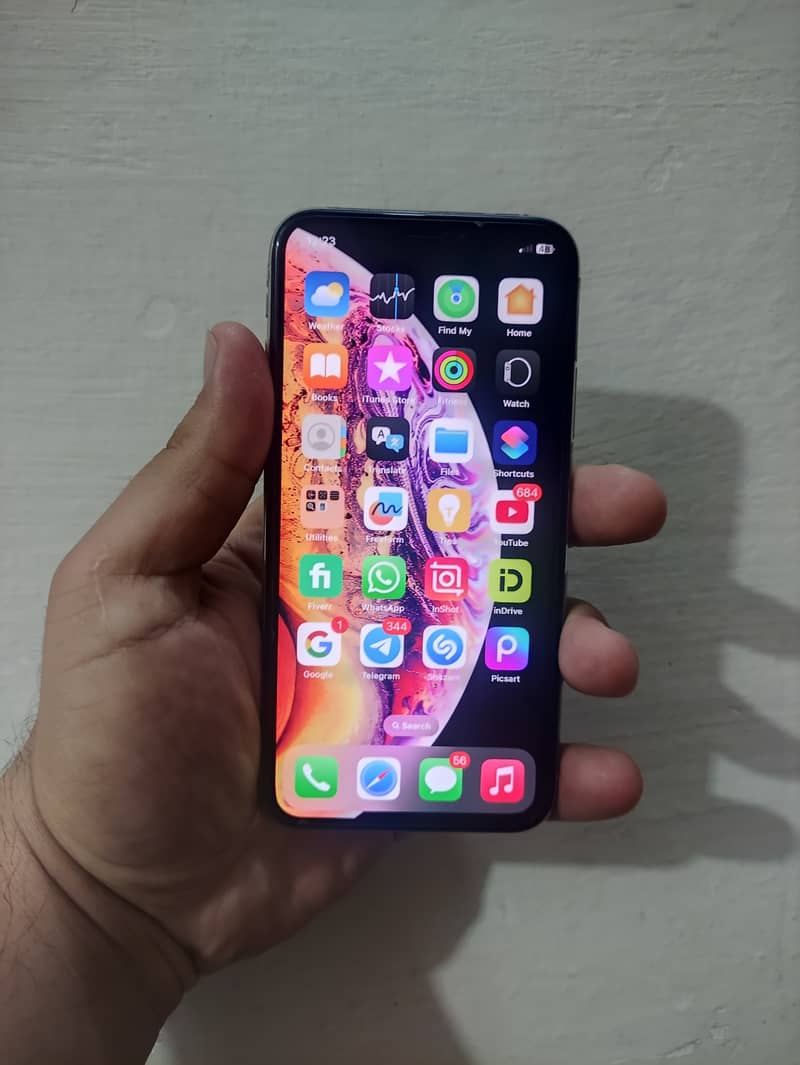 Apple iPhone XS 2