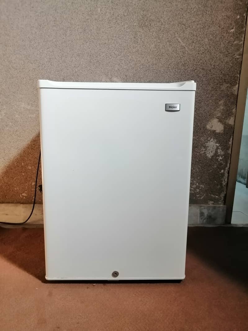 Room size Haier mini fridge 5