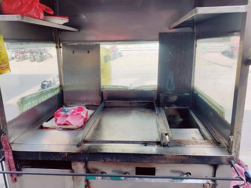 Burger shawarma counter with fryer 1