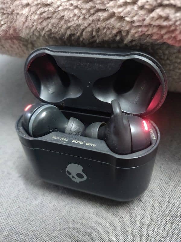 Skullcandy indy anc True wireless Airpods 0