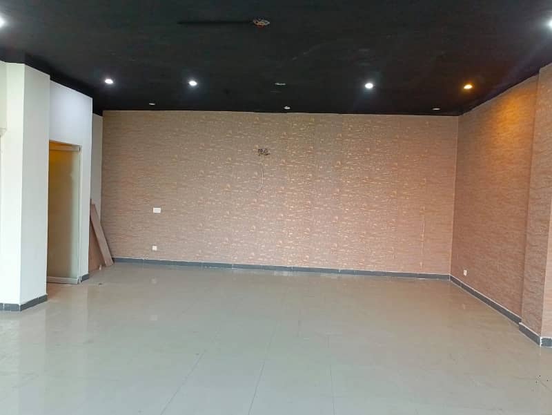 4 Marla 3rd Floor Office With Elevator For Rent In DHA Phase 5,Block CCA, Lahore. 4