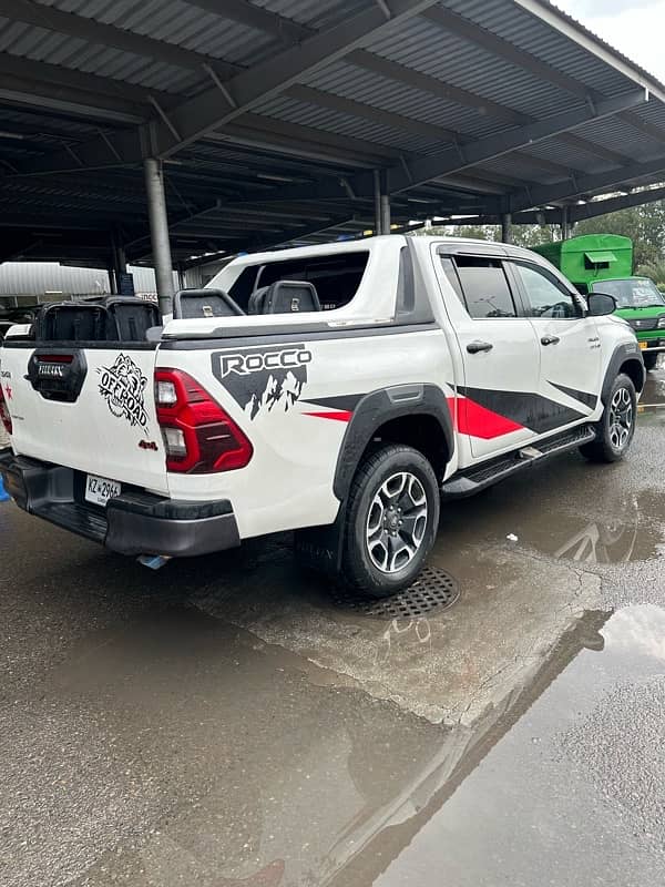 Toyota Hilux 2020 8