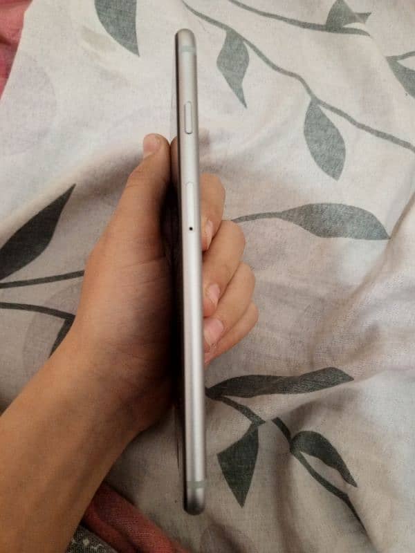 Iphone 6 Plus Urgent Sale 5