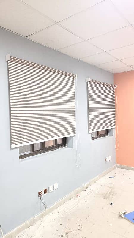 Roller blinds /window blinds/ curtains, 0