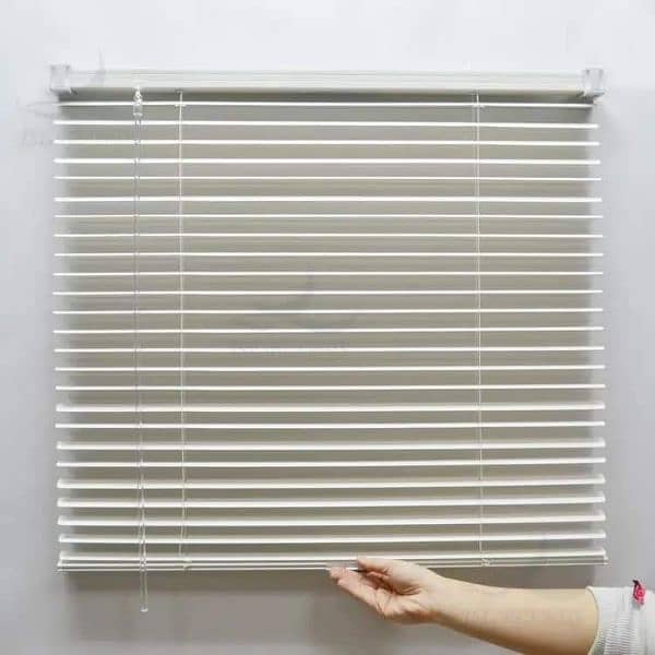 Roller blinds /window blinds/ curtains, 13