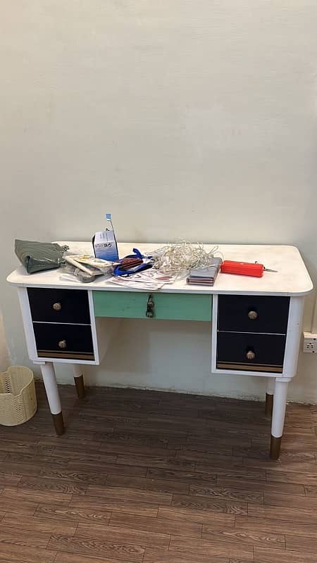 study table / vanity table 2